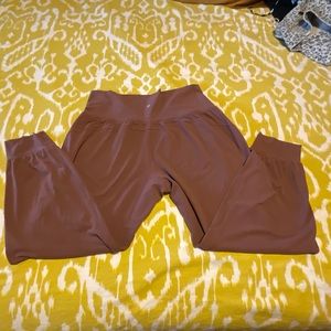 Athleta joggers in stretchy dusty rose